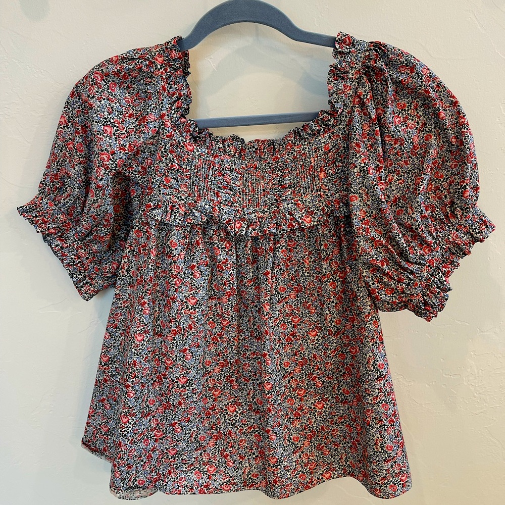 DOEN BLOUSE FLORAL PRINT SIZE MEDIUM LIKE NEW